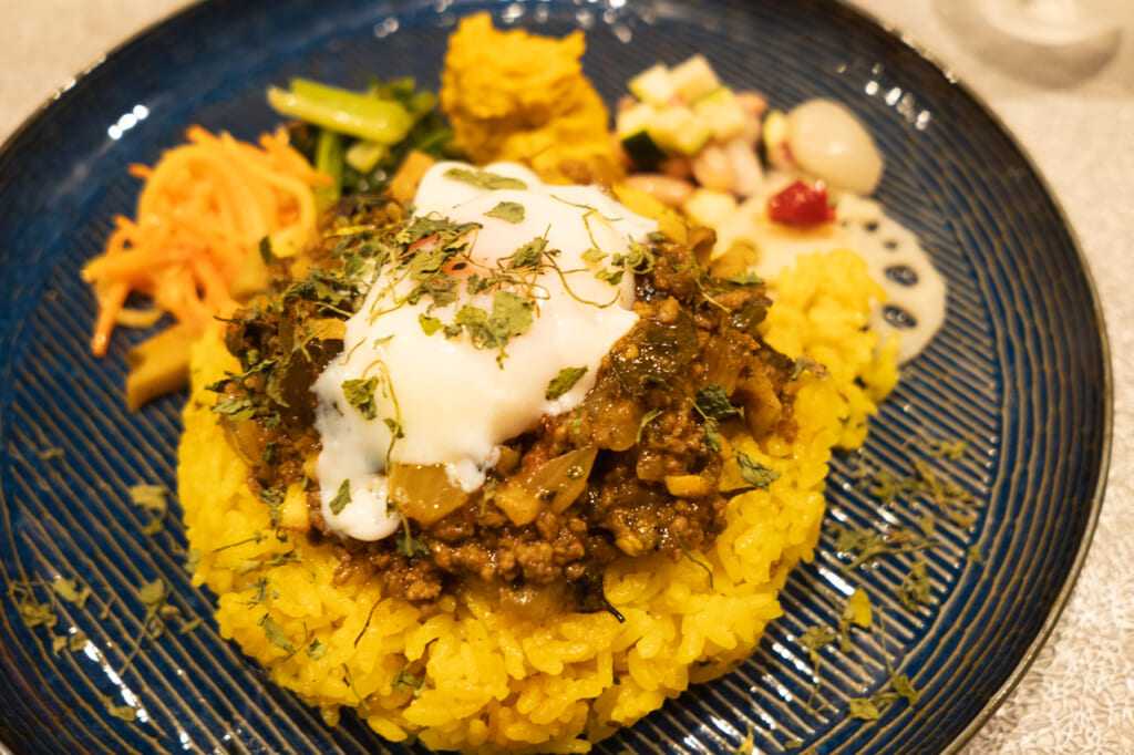 チッサーラ　キーマカレー