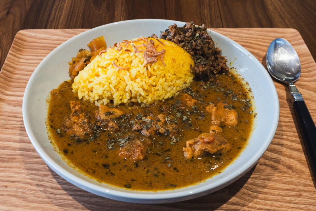 はとやカレー キーマトッピング