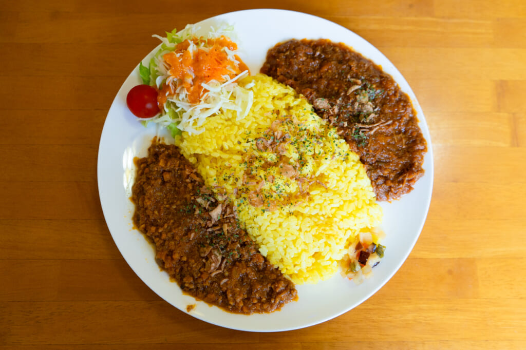 クミン　あいがけカレー