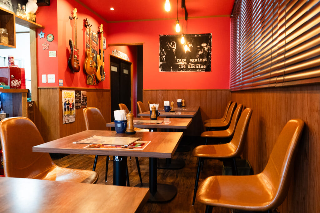 042CURRYBASE　店内