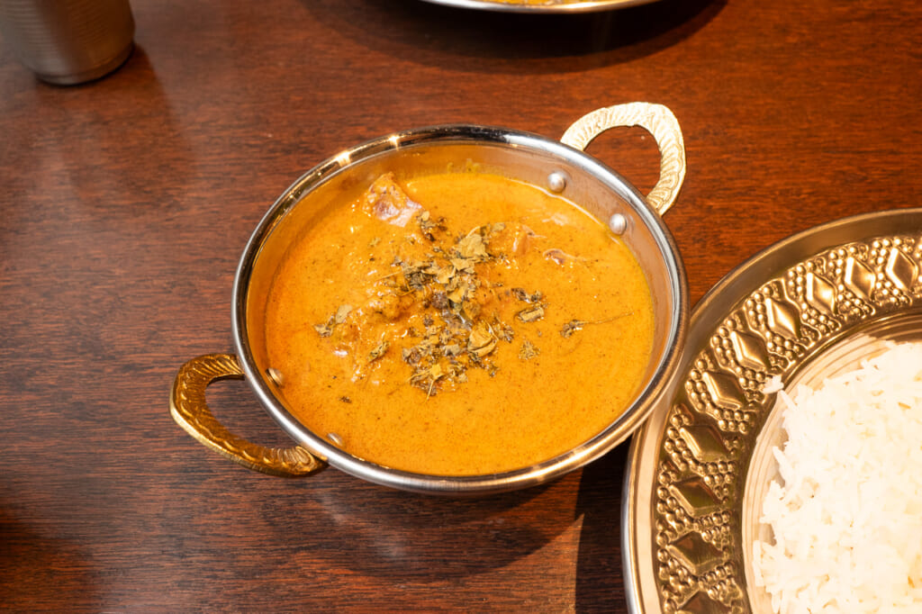 香酵味食堂　日替わり　からいもチキンカレー　ルー
